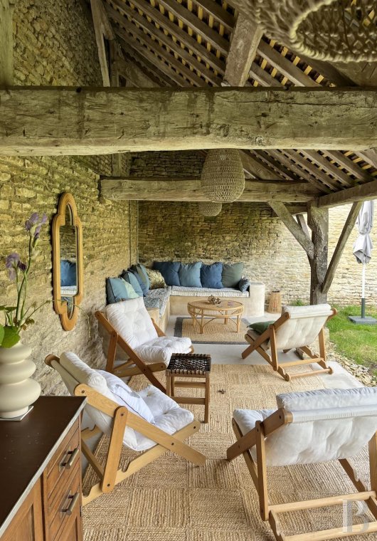 Dans le Calvados, au sud-est de Caen,  un château classique du 18e siècle tout en couleurs - photo  n°6